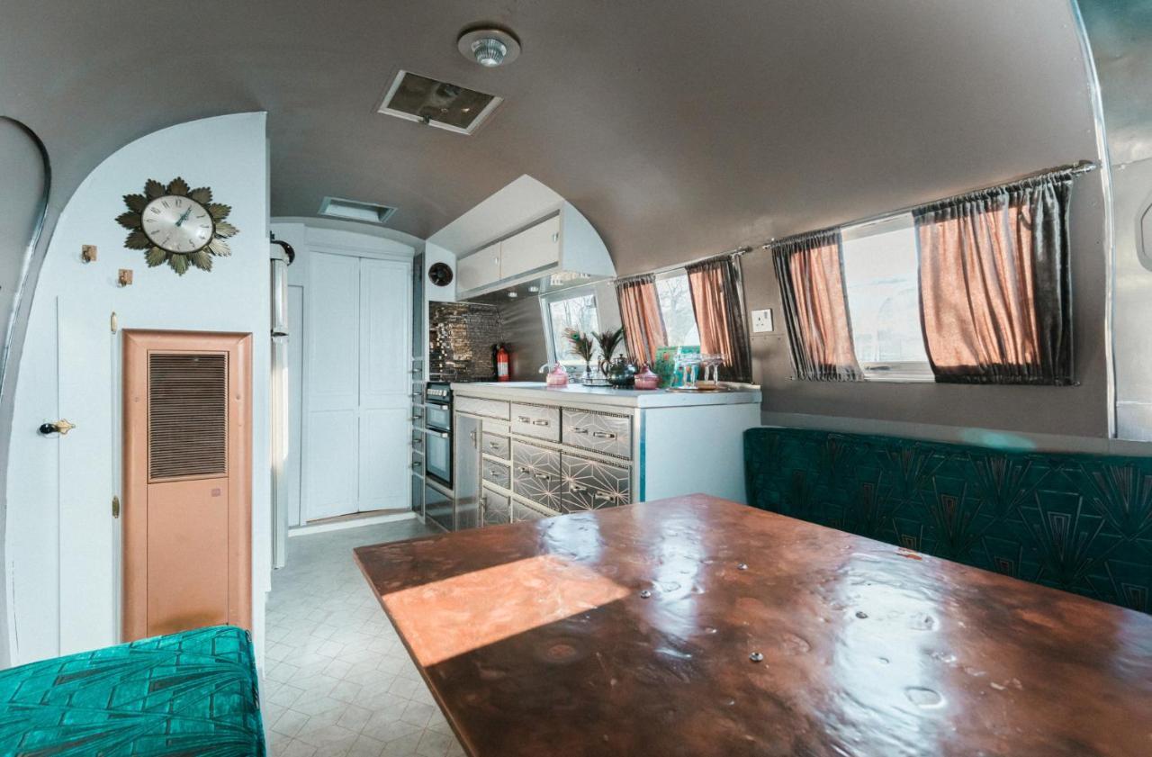 Silver Airstream Glamping & Rental Chichester Zewnętrze zdjęcie
