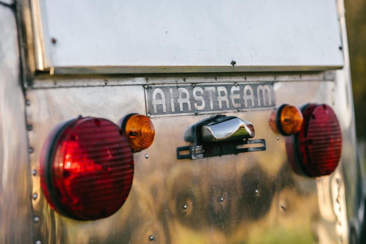 Silver Airstream Glamping & Rental Chichester Zewnętrze zdjęcie