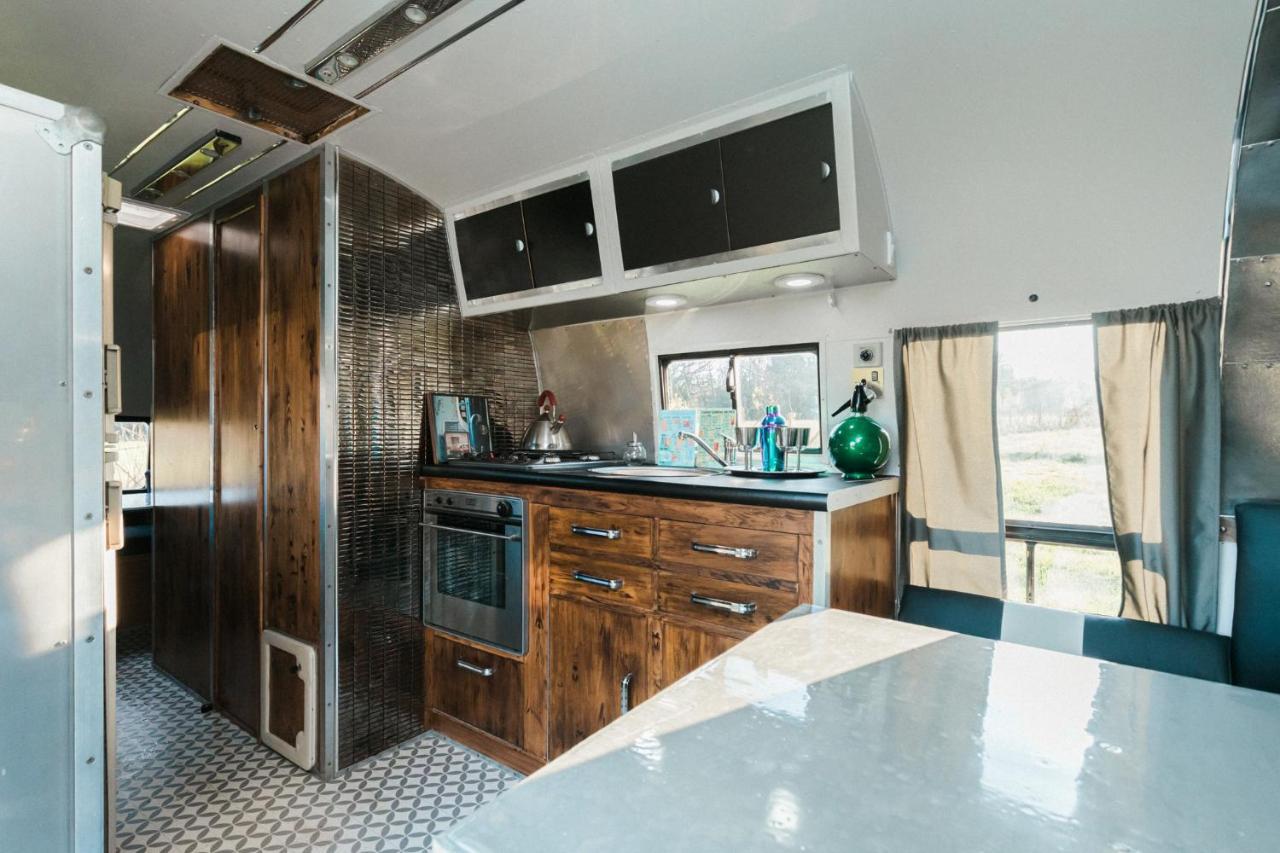 Silver Airstream Glamping & Rental Chichester Zewnętrze zdjęcie