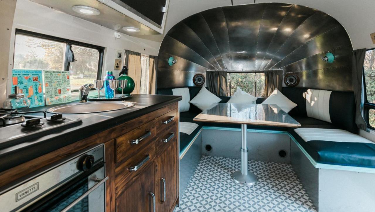 Silver Airstream Glamping & Rental Chichester Zewnętrze zdjęcie