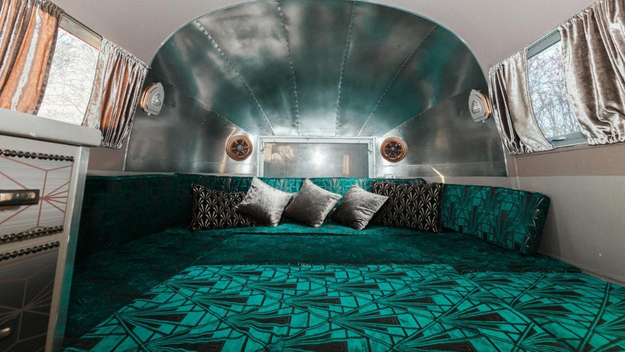 Silver Airstream Glamping & Rental Chichester Zewnętrze zdjęcie