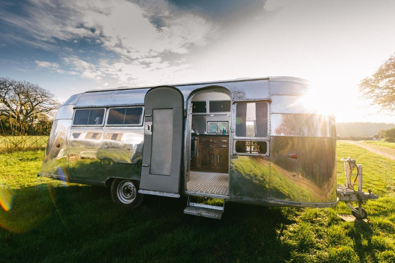 Silver Airstream Glamping & Rental Chichester Zewnętrze zdjęcie
