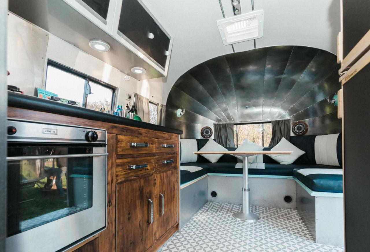 Silver Airstream Glamping & Rental Chichester Zewnętrze zdjęcie