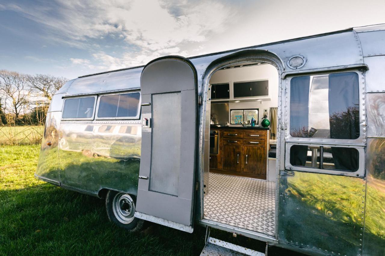 Silver Airstream Glamping & Rental Chichester Zewnętrze zdjęcie